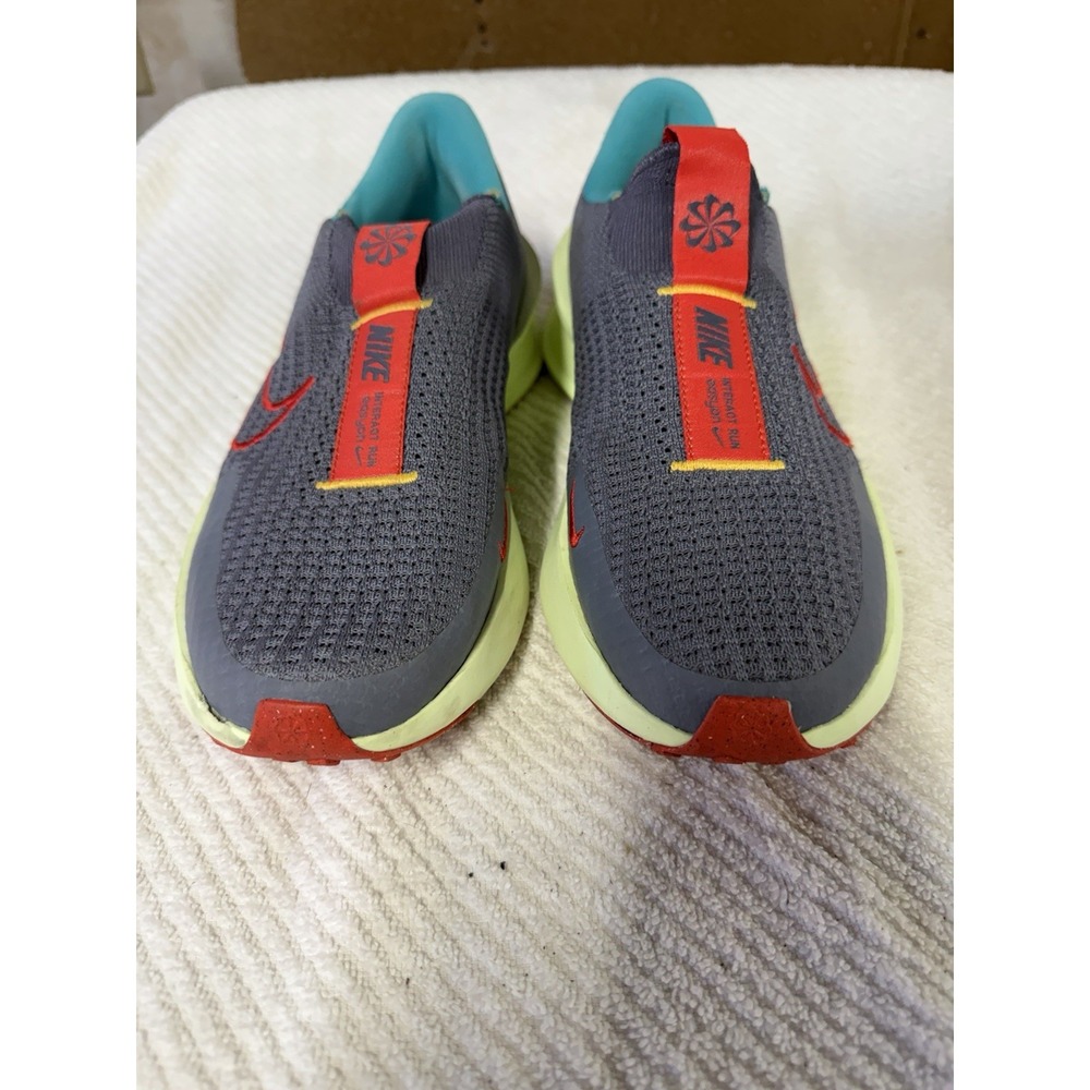 Nike Interact Run EasyOn Men's Running Sneaker Gray Volt Crimson Shoes Size 10.5